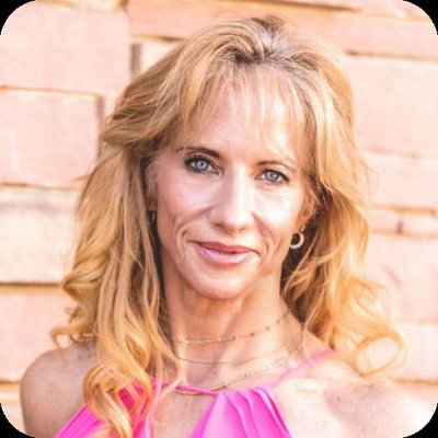 Dr. Elizabeth Yurth